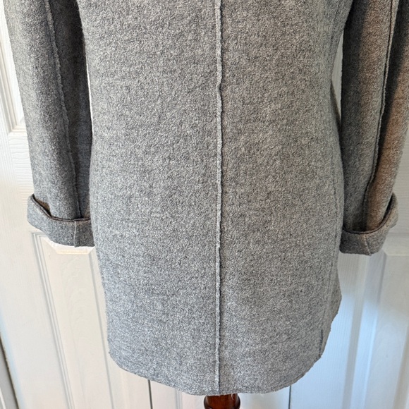 Talbots LONG BOILED WOOL GRAY JACKET Sz 4 - Picture 9 of 10